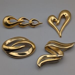 Elegant Gold-Tone Brooch Set